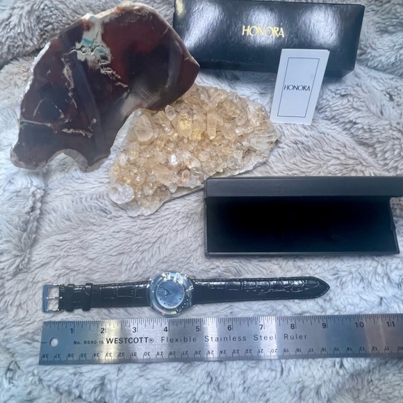 NWT HONORA Watch Floating Cultured Pearls Mother of Pearl Face Stainless Steel - Picture 8 of 8